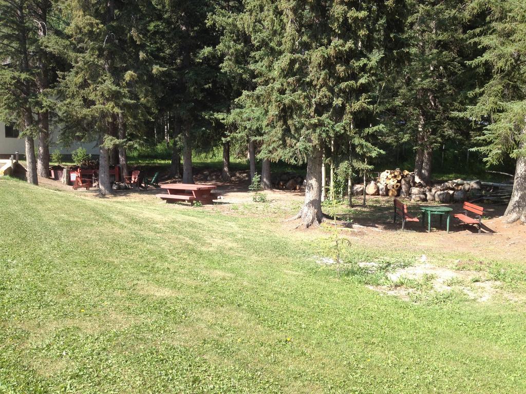 The Gateway Inn Canmore Zewnętrze zdjęcie