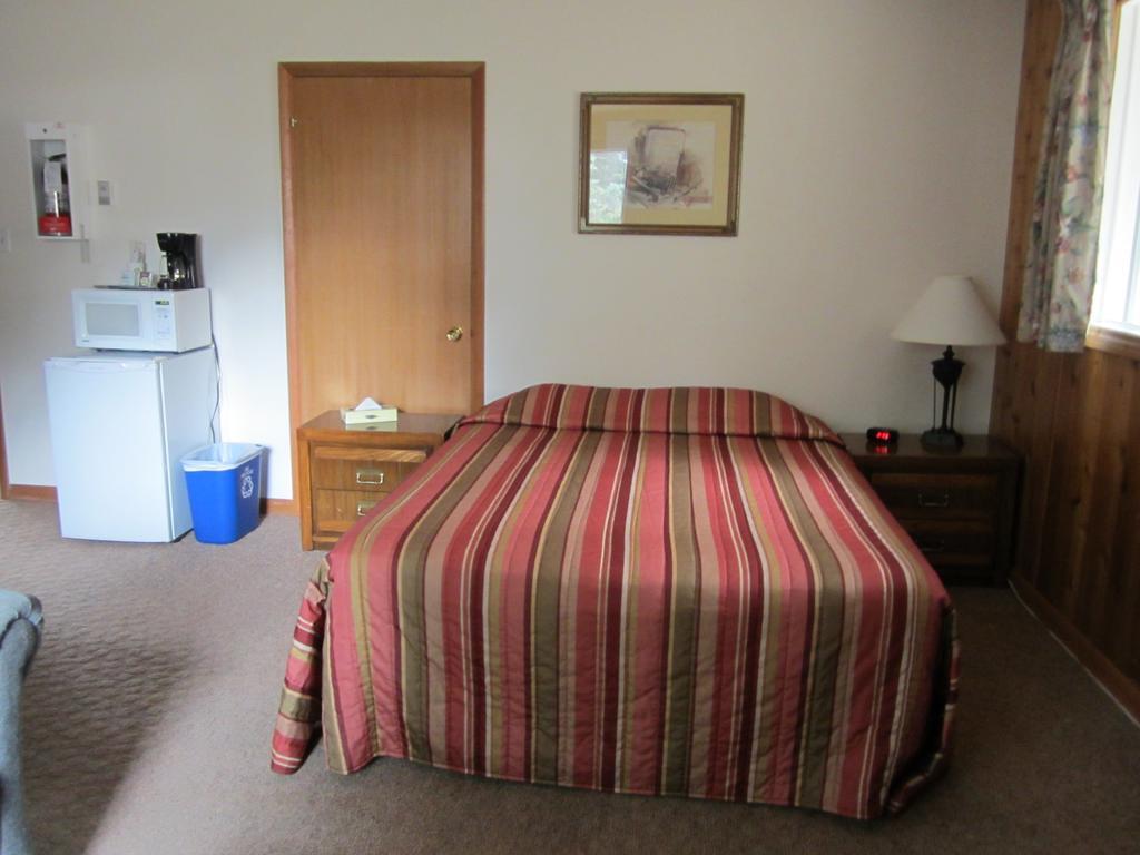 The Gateway Inn Canmore Pokój zdjęcie
